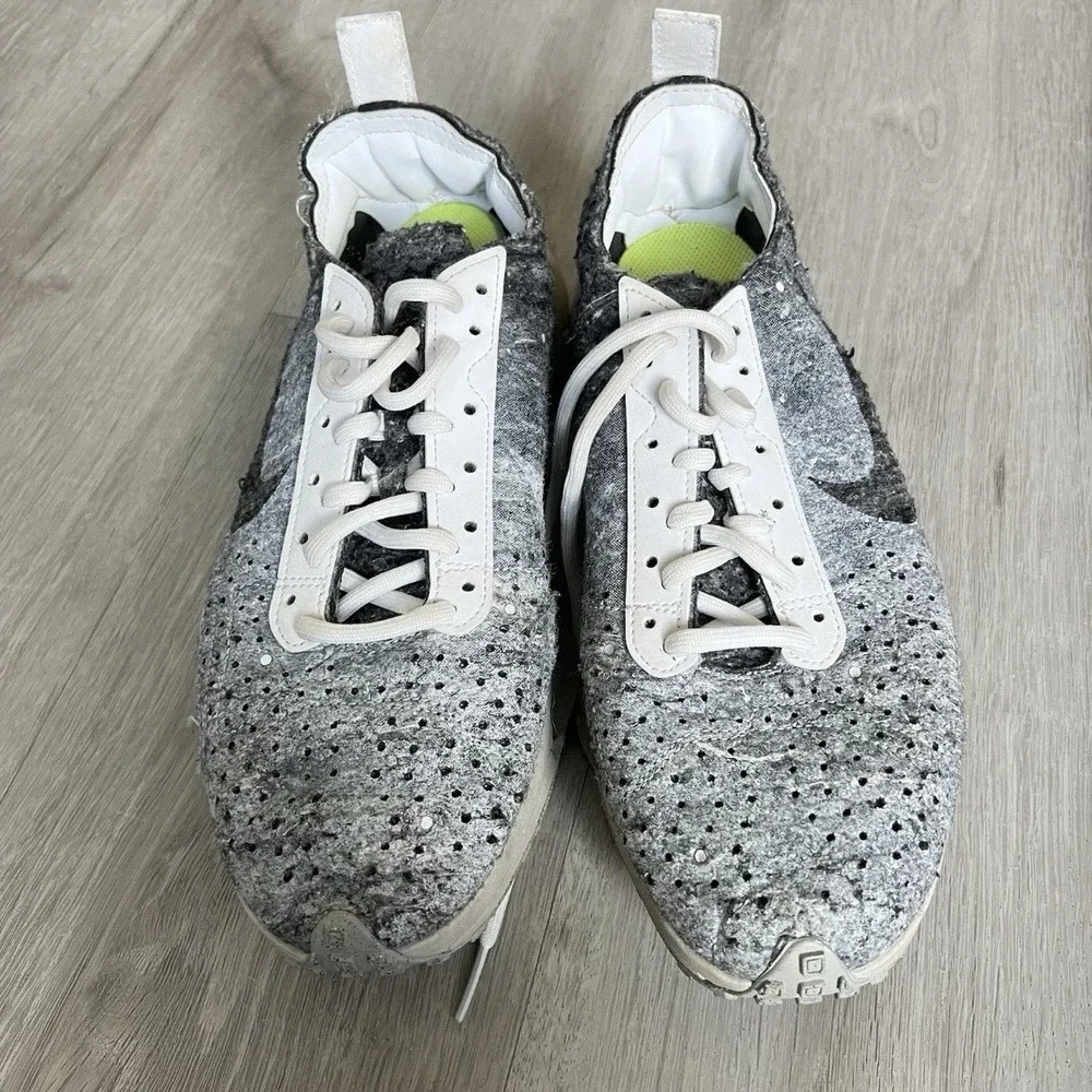 Nike Air Zoom Type SE Womens 9 Light Bone Black Casual Running Shoes CV2220-001